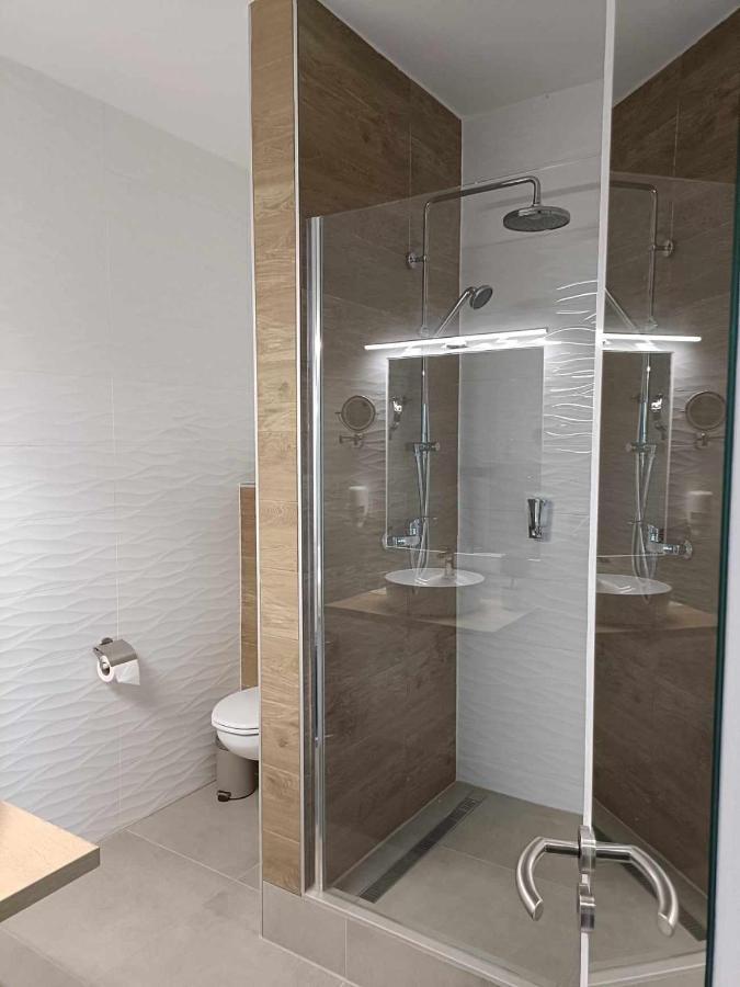 West Panorama Penthouse - Apartment With A Fantastic View Of The City Szombathely Extérieur photo