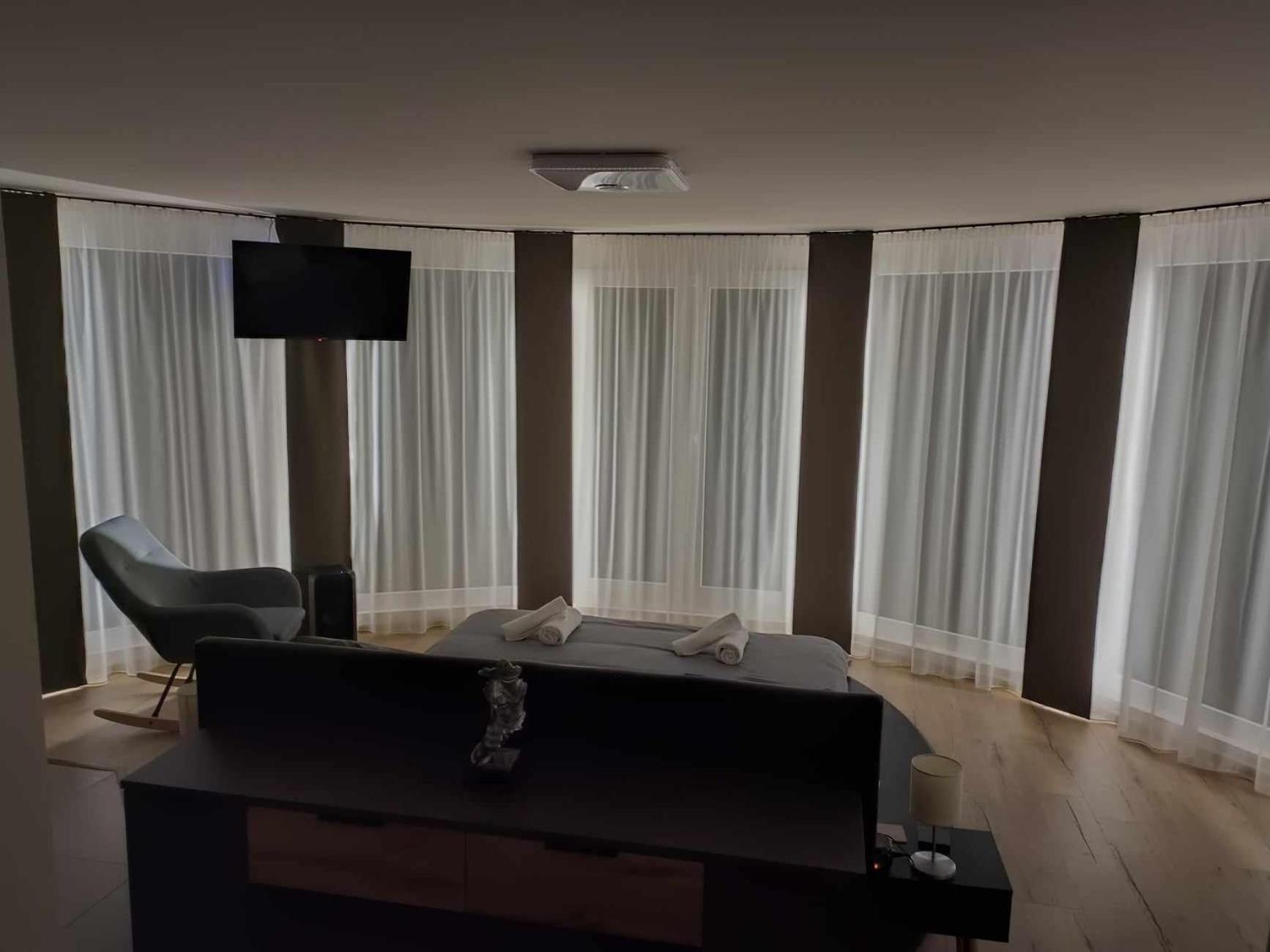 West Panorama Penthouse - Apartment With A Fantastic View Of The City Szombathely Extérieur photo