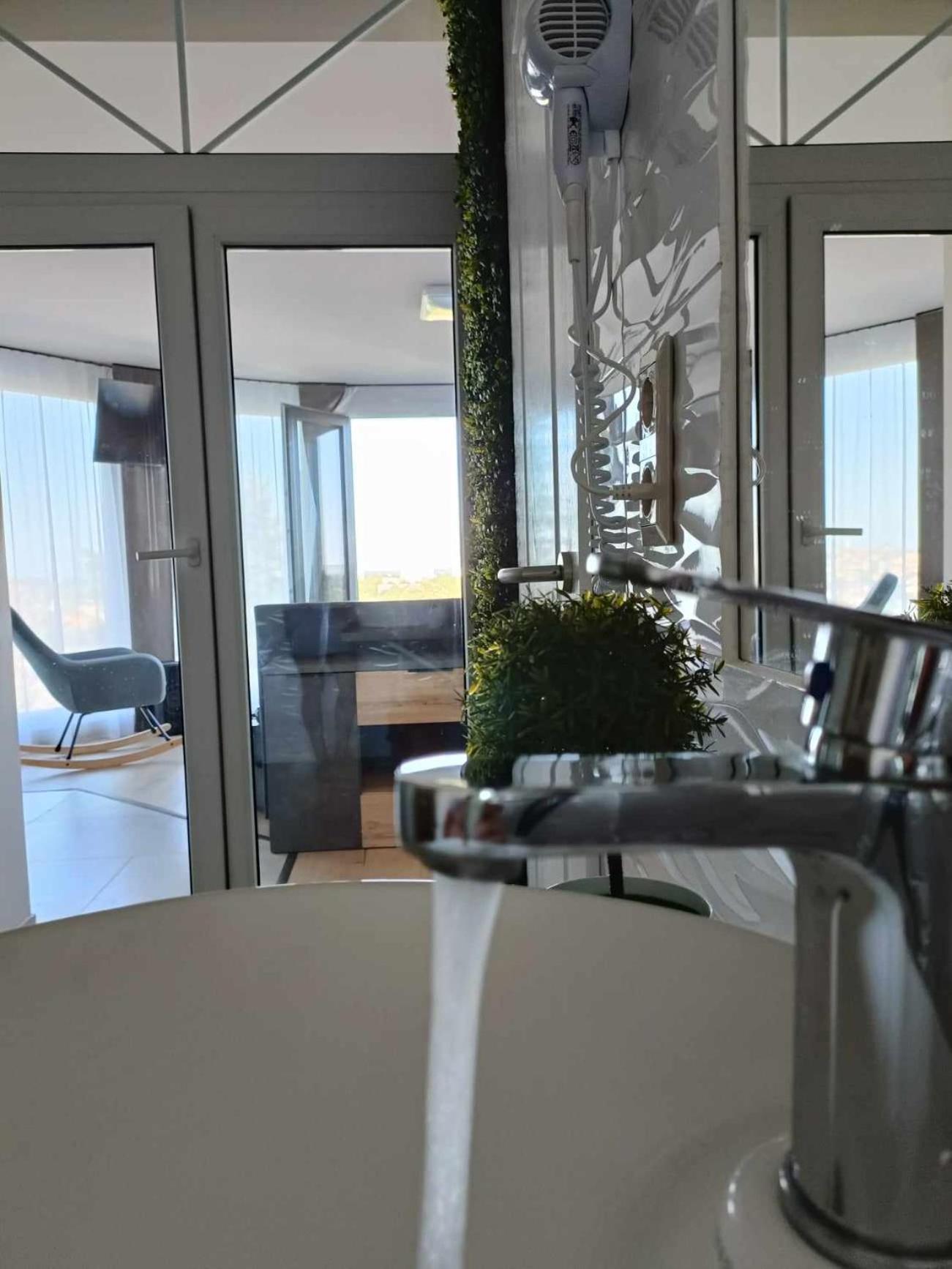 West Panorama Penthouse - Apartment With A Fantastic View Of The City Szombathely Extérieur photo